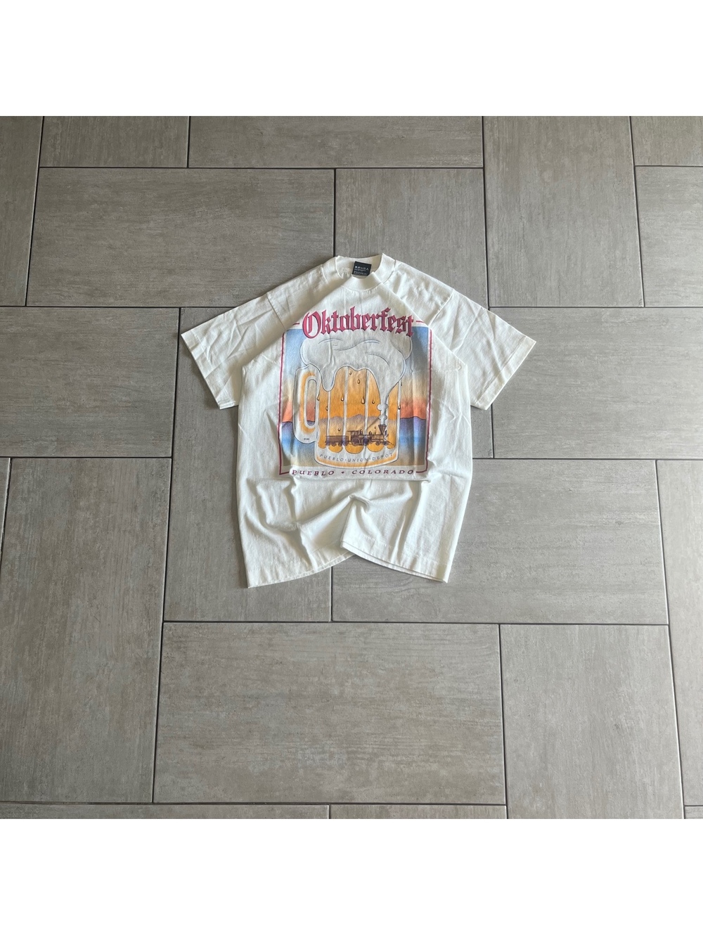 Vintage Screen Stars Best Oktoberfest Graphic T-Shirt Small